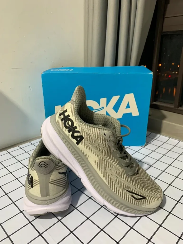 Hoka Shoes Size 44 bike de segunda mano — imagen 7 de 7