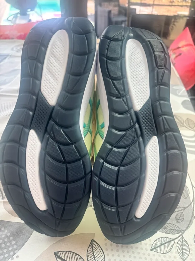 Used Asics Gel-Cumulus 28 bike — image 5 of 7
