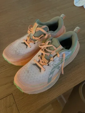 Asics Trabuco Max 5 Running Shoes usato
