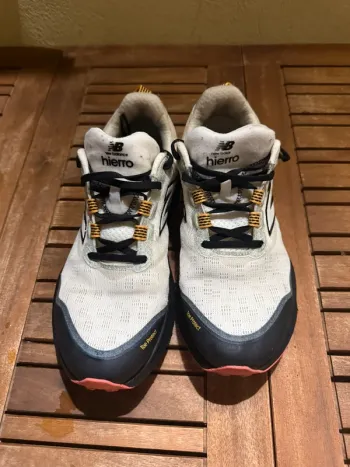 New Balance Hierro Running Shoes d'occasion