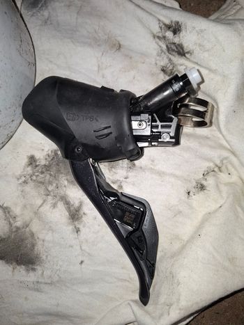 Gebrauchtes Shimano Ultegra Di2 Shifter 2024 Drivetrain & Pedals