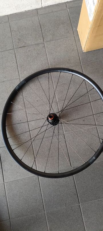 Brugt Dt Swiss R470 2025 bike — billede 3 af 3