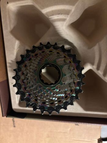 Sram Red AXS XG 1290 E1 10-33 Rainbow 2024 Drivetrain & Pedals d'occasion