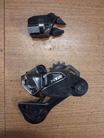 Tweedehands Shimano XTR Di2 M9200 12-speed Wireless Upgrade Kit 2025 Groupset
