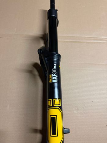 Brugt Öhlins RXF38 M2 bike — billede 2 af 6