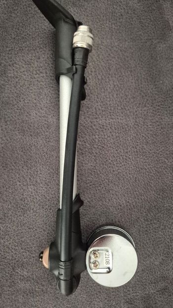 Brugt Canyon High Pressure Pump Cycling Accessories