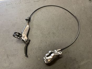Used Sram Level Ultimate Stealth 4 Piston 2024 Brakes