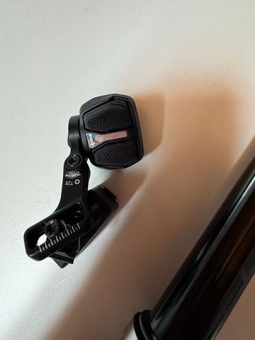Brugt RockShox Reverb AXS 2025 bike — billede 5 af 6