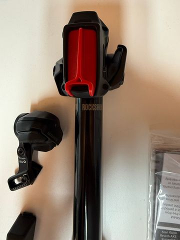 Brugt RockShox Reverb AXS 2025 bike — billede 4 af 6