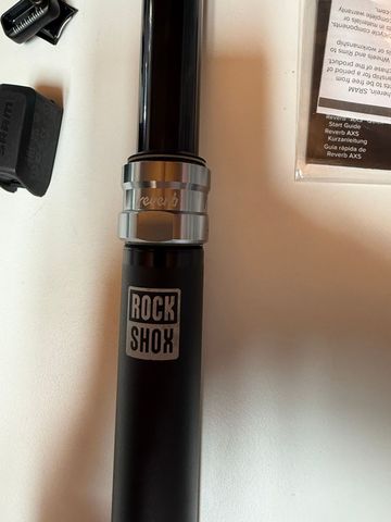 Brugt RockShox Reverb AXS 2025 bike — billede 3 af 6