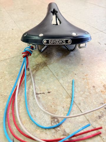 Brooks B17 Carved 2025 bike usato — immagine 1 di 2