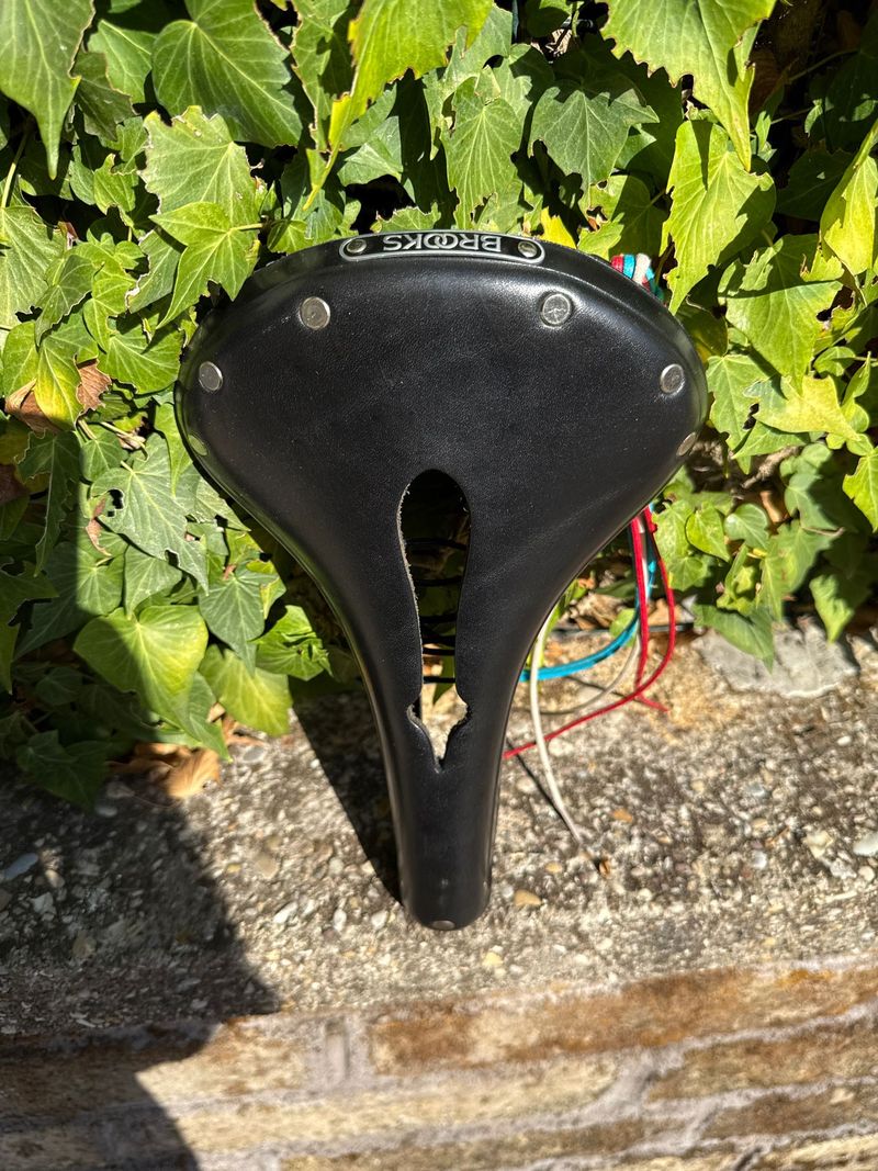 Brooks B17 Carved 2025 bike usato — immagine 2 di 2