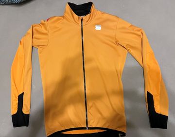 Used Sportful Fiandre Light NoRain Jacket bike — image 1 of 3