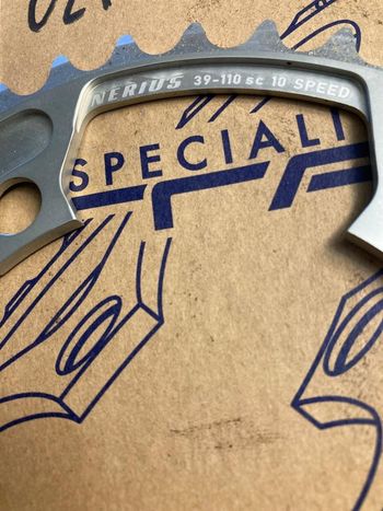 Used Spécialités T.A. Plateau Specialites TA 39 dents 110 mm 9-10 vitesses Nerius bike — image 2 of 5