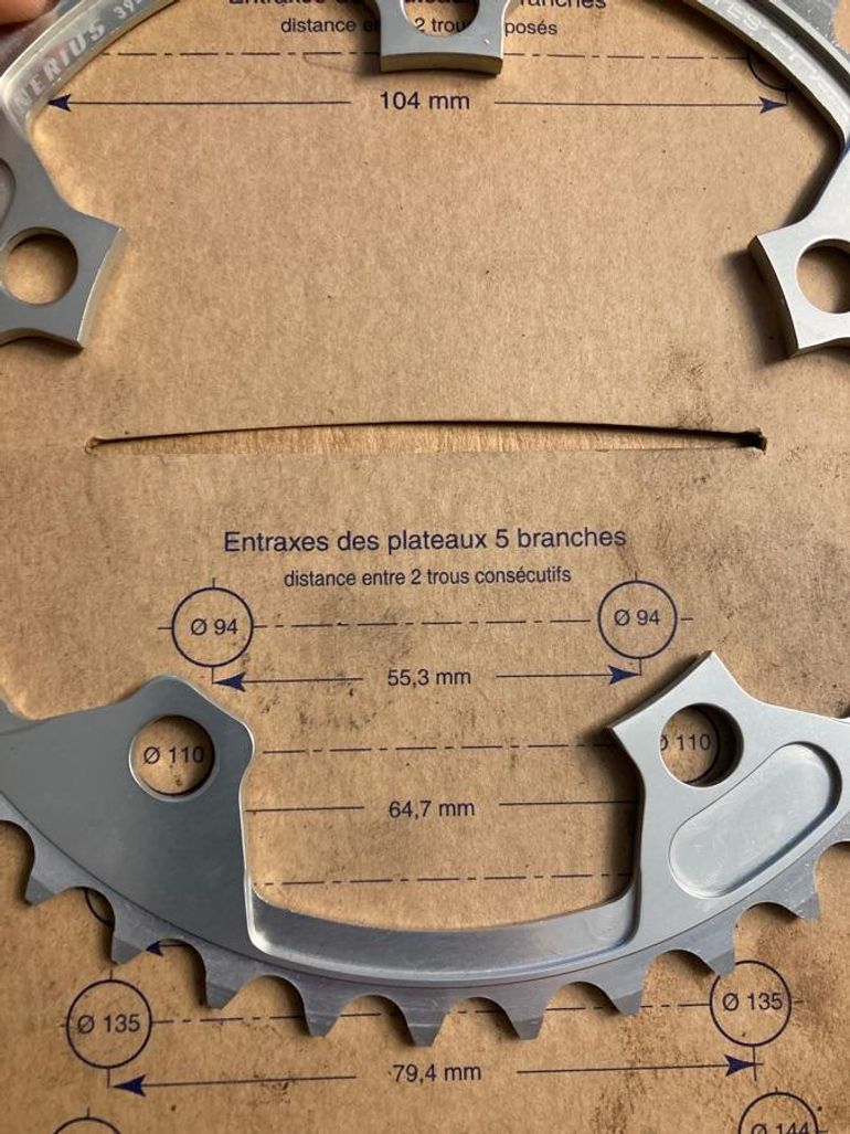 Used Spécialités T.A. Plateau Specialites TA 39 dents 110 mm 9-10 vitesses Nerius bike — image 3 of 5
