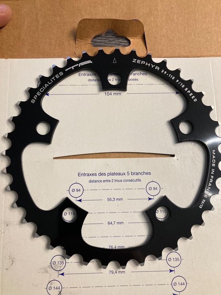 Used Spécialités T.A. Plateau Specialites TA 39 dents 110 mm 9-10 vitesses Zephyr bike — image 4 of 4