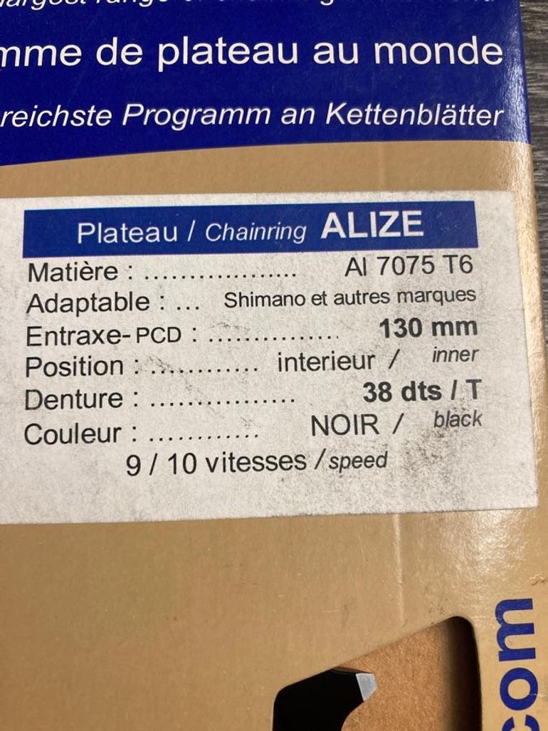 Used Spécialités T.A. Plateau Specialites TA 38 dents 130 mm 9-10 vitesses Alize bike — image 2 of 4