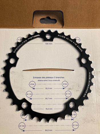 Used Spécialités T.A. Plateau Specialites TA 38 dents 130 mm 9-10 vitesses Alize bike — image 4 of 4