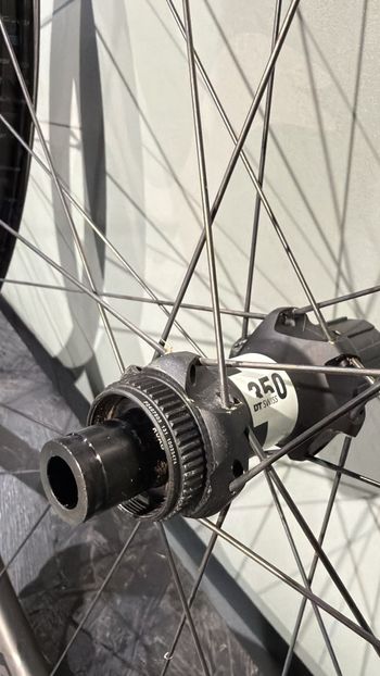 Brugt Specialized Roval Terra CL Front Wheel 2024 bike — billede 6 af 7