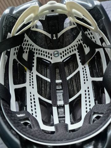 Giro Vanquish MIPS Helmet 2023 bike d'occasion — image 7 sur 10