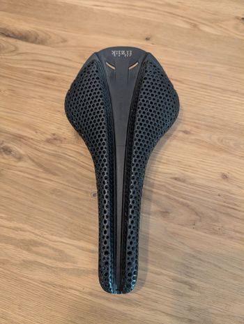 Used Fizik Adaptive Antares Versus Evo R1 Saddles & Seatposts