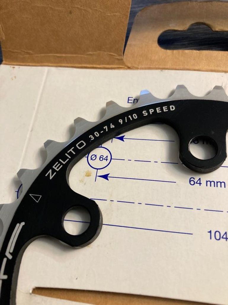 Used Spécialités T.A. Plateau Specialites TA 30 dents 74 mm 9-10 vitesses zelito bike — image 3 of 5