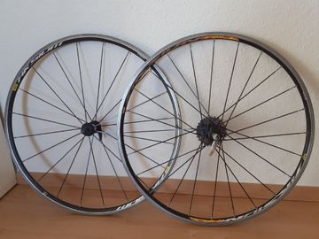 Použité Mavic Aksium Wheelset 2016 bike — obrázek 2 z 6