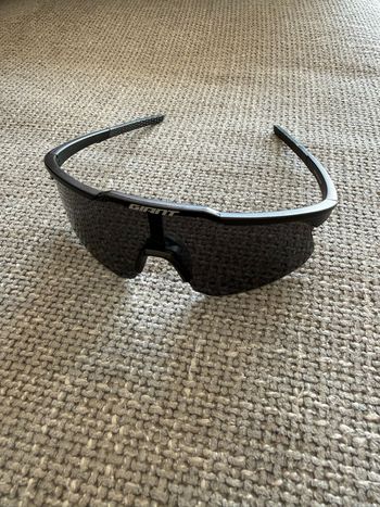 Brugt Giant Sunglasses 2026 bike — billede 2 af 2
