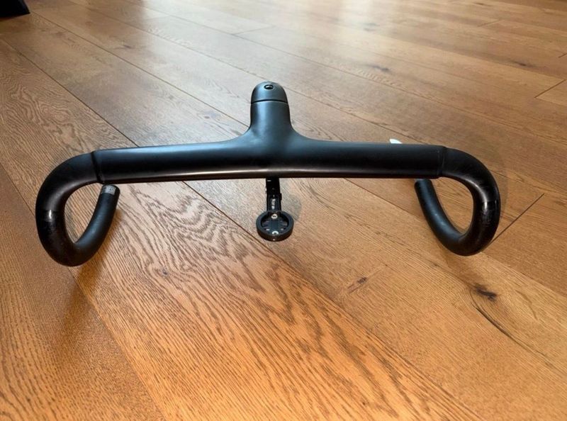 Used Benotti Carbon Cockpit - Aero 2023 Cockpit