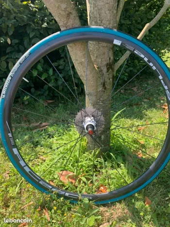 Gebrauchtes Dt Swiss RC28 SPLINE bike — Bild 7 von 9