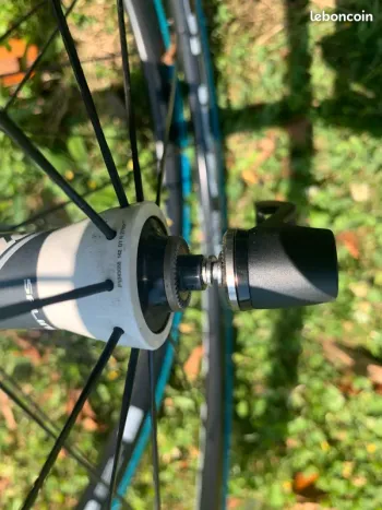 Gebrauchtes Dt Swiss RC28 SPLINE bike — Bild 8 von 9