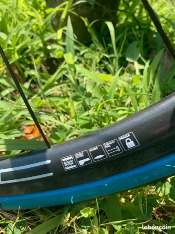 Gebrauchtes Dt Swiss RC28 SPLINE bike — Bild 3 von 9