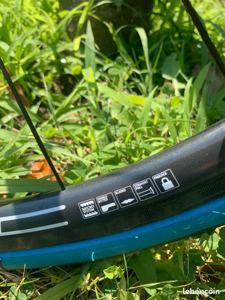 Gebrauchtes Dt Swiss RC28 SPLINE bike — Bild 3 von 9