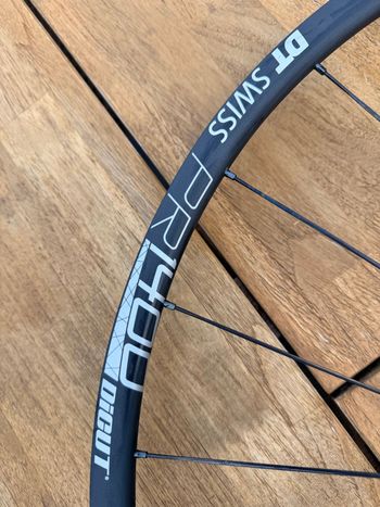 Używany Dt Swiss PR 1400 DICUT Wheelset 2023 Wheels