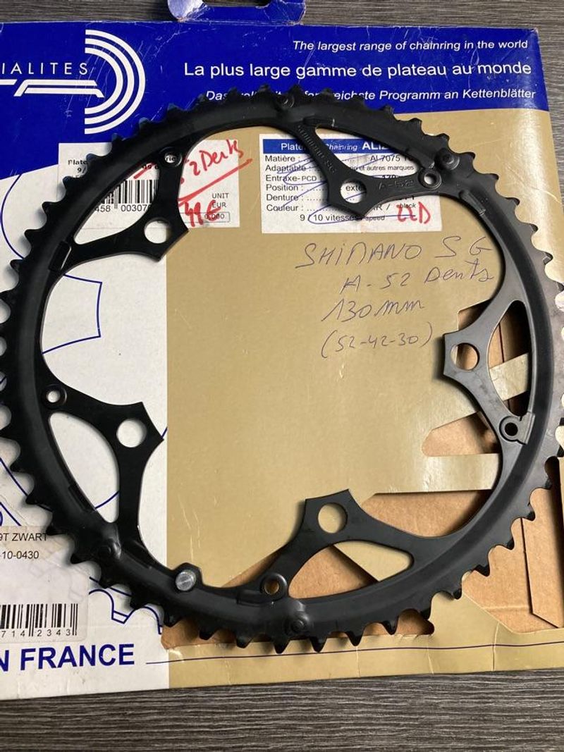 Used Shimano Plateau Shimano 52 dents 130mm pour 8 vitesses Drivetrain & Pedals