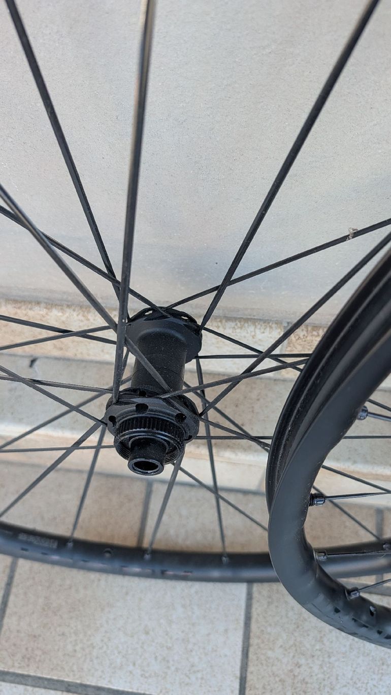 Mavic Allroad SL 25 Hookless 2025 bike de segunda mano — imagen 5 de 6
