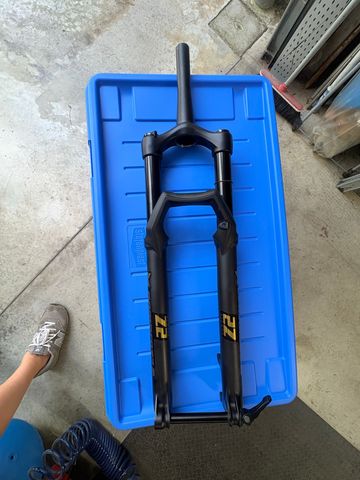 Used Marzocchi Bomber Z2 Fork Fork