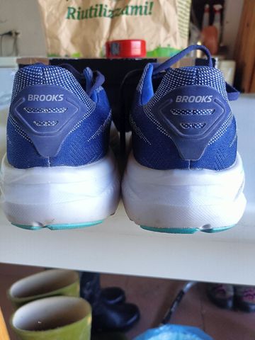 Used Brooks Ghost 17 2026 bike — image 5 of 8