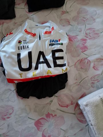 Gebrauchtes uae Long Sleeve Kit bike — Bild 2 von 2