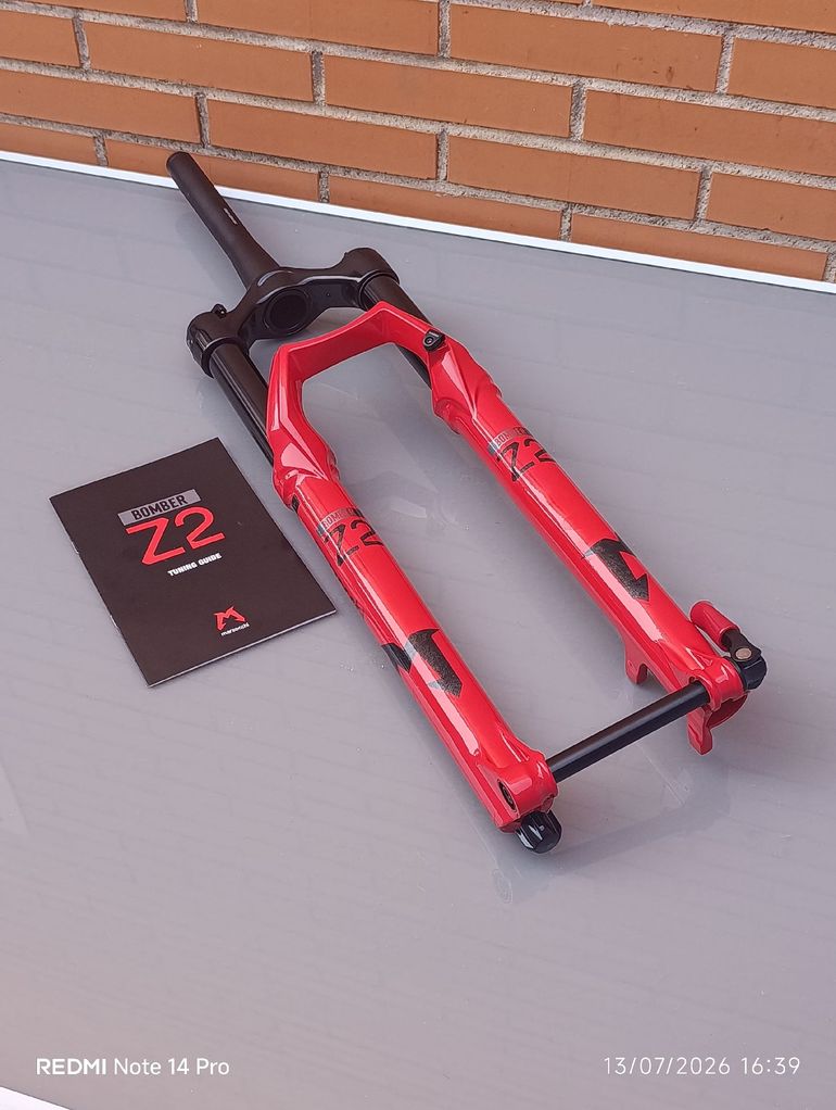 Brugt Marzocchi Bomber Z2 2026 bike — billede 28 af 41