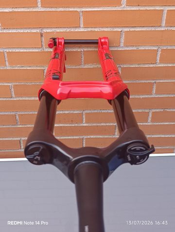 Brugt Marzocchi Bomber Z2 2026 bike — billede 33 af 41