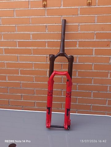 Brugt Marzocchi Bomber Z2 2026 bike — billede 19 af 41