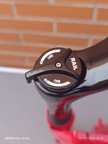 Brugt Marzocchi Bomber Z2 2026 bike — billede 4 af 41