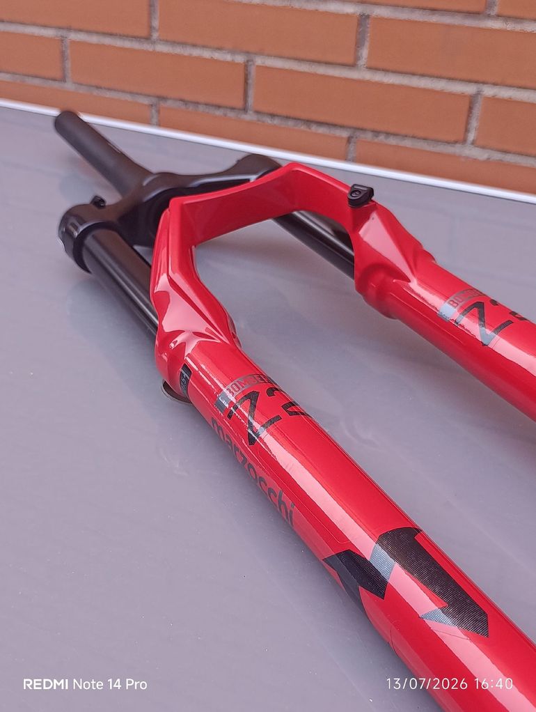 Brugt Marzocchi Bomber Z2 2026 bike — billede 24 af 41