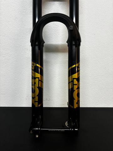 Käytetty Fox 38 Performance Fork 2023 bike — kuva 6 / 12