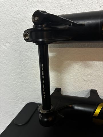 Käytetty Fox 38 Performance Fork 2023 bike — kuva 7 / 12