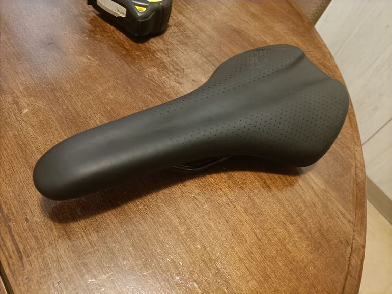 Brugt Bontrager Saddle bike — billede 2 af 4