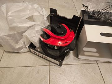 Used Gist Casco Helmet bike — image 3 of 8