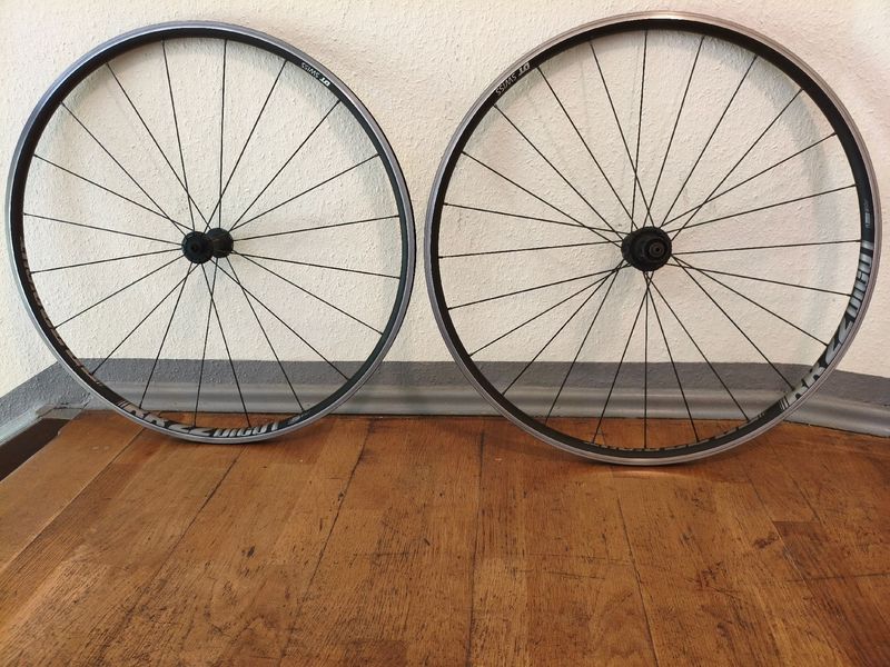 Used Dt Swiss RR 22 Dicut 2017 Wheels