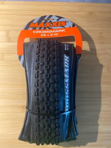 Used Maxxis Crossmark II TR EXO 2025 Tyres & Tubes